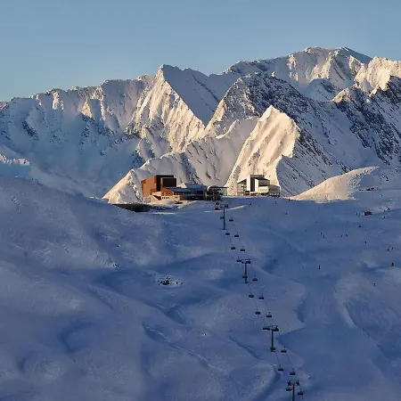 Retreat In Alps * 삼나운